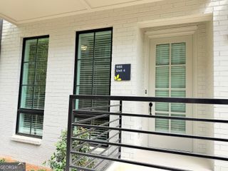 988 Bibbs Cir 4, Atlanta, GA 30318