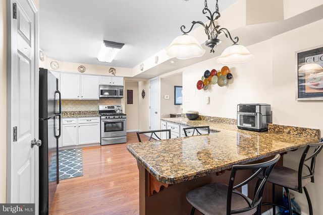 102 MASSEY DR, Sewell, NJ 08080