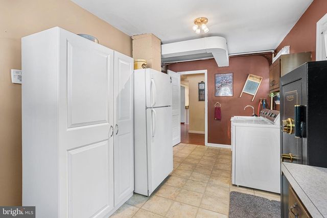 102 MASSEY DR, Sewell, NJ 08080