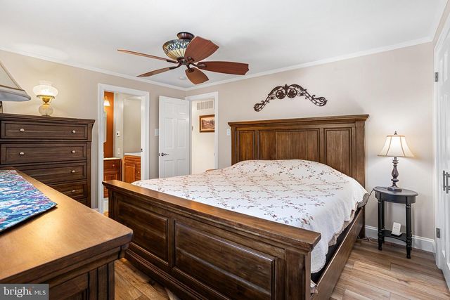 102 MASSEY DR, Sewell, NJ 08080