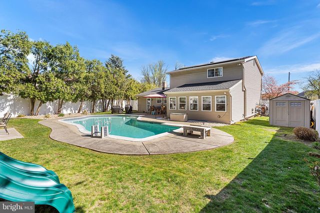 102 MASSEY DR, Sewell, NJ 08080