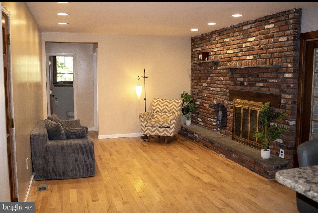6 HICKORY LN, BERLIN, NJ 08009 — photo 5