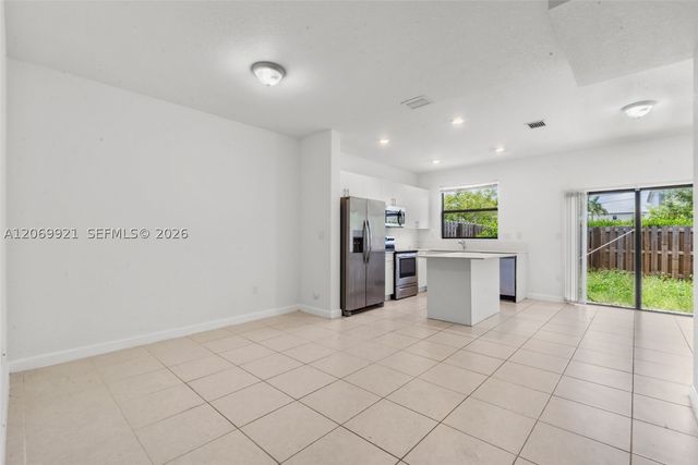 28637 SW 132nd Ct, Homestead, FL 33033