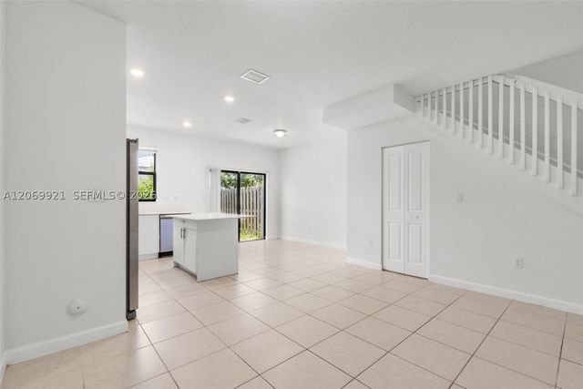28637 SW 132nd Ct, Homestead, FL 33033