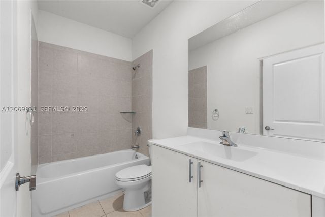 28637 SW 132nd Ct, Homestead, FL 33033
