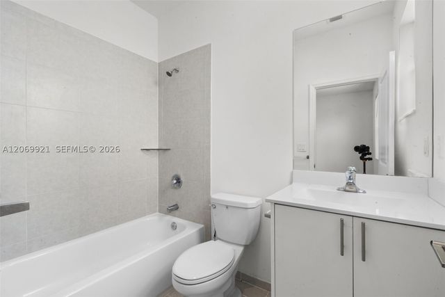 28637 SW 132nd Ct, Homestead, FL 33033