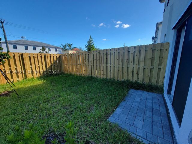 28637 SW 132nd Ct, Homestead, FL 33033