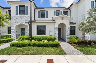 28637 SW 132nd Ct, Homestead, FL 33033