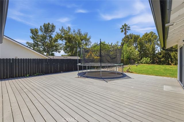 12101 Gerald, Granada Hills, CA 91344
