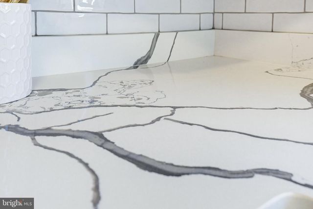 30 S 5TH ST, Columbia, PA 17512