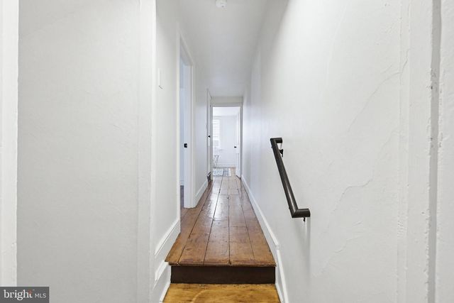 30 S 5TH ST, Columbia, PA 17512