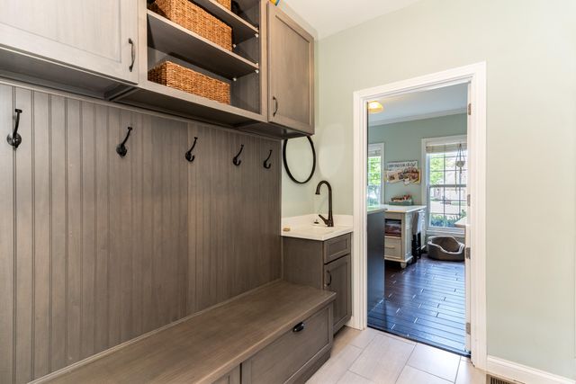 939 Greenview Court, Villa Hills, KY 41017