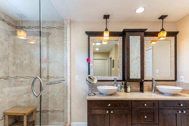 939 Greenview Court, Villa Hills, KY 41017