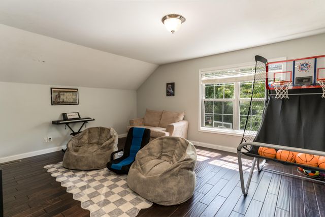 939 Greenview Court, Villa Hills, KY 41017