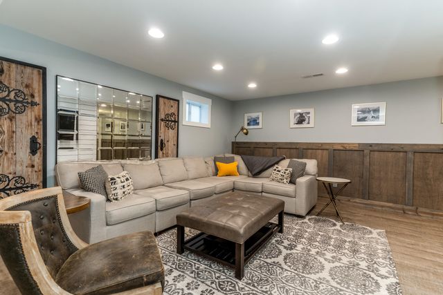 939 Greenview Court, Villa Hills, KY 41017