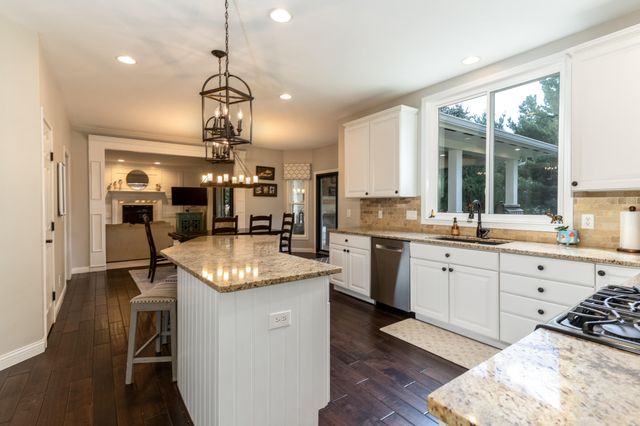 939 Greenview Court, Villa Hills, KY 41017