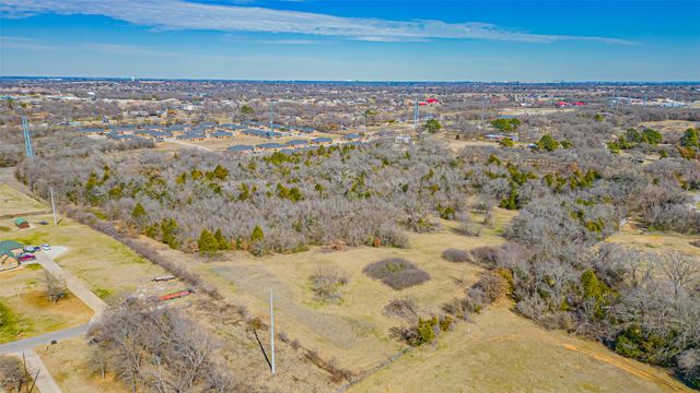 200 Jonah Road, Kennedale, TX 76060