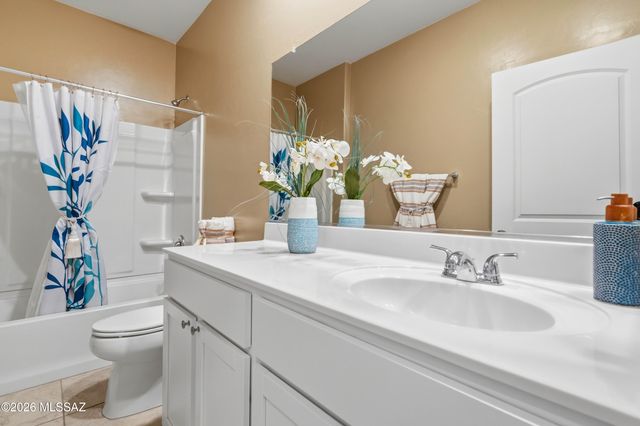 10654 W Harrigan Drive, Marana, AZ 85653