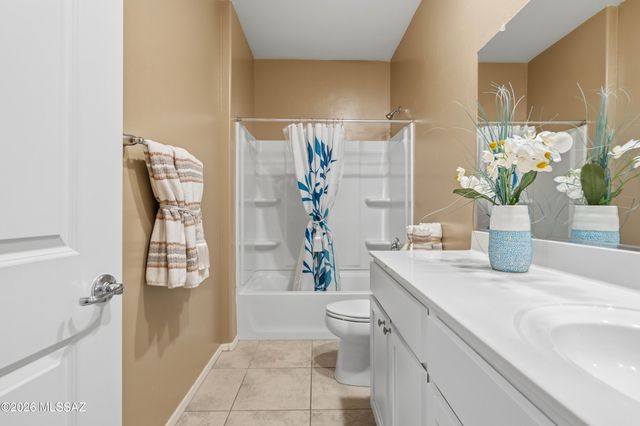 10654 W Harrigan Drive, Marana, AZ 85653