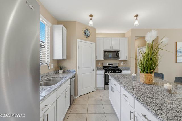 10654 W Harrigan Drive, Marana, AZ 85653