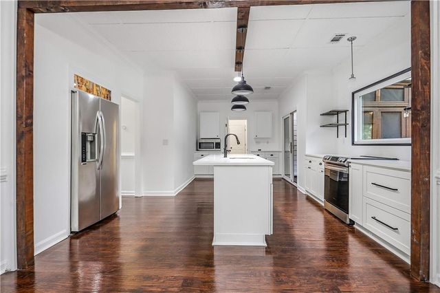 1025 Crown Corners Drive, Mcdonough, GA 30253