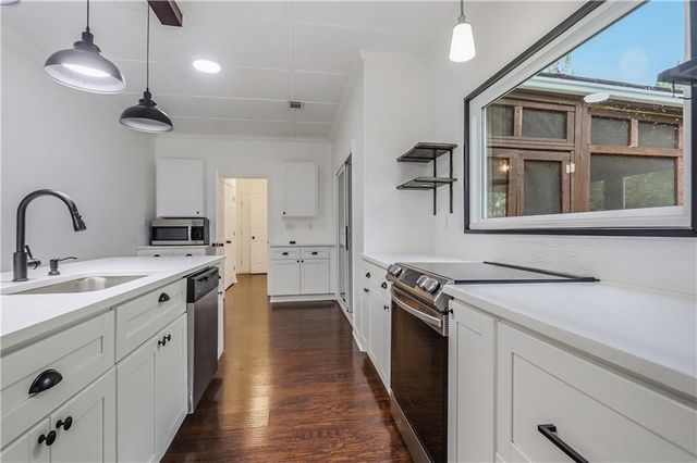 1025 Crown Corners Drive, Mcdonough, GA 30253