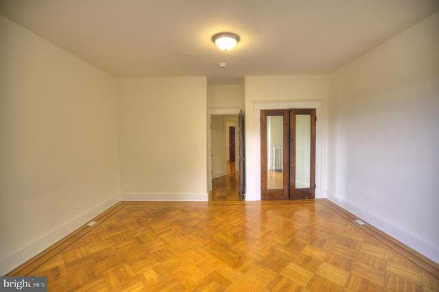 608 E 33RD ST, Baltimore, MD 21218