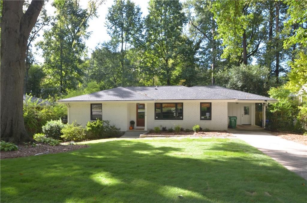 Image 1 of property listing at 1172 Blueberry Trail, Decatur, GA 30033