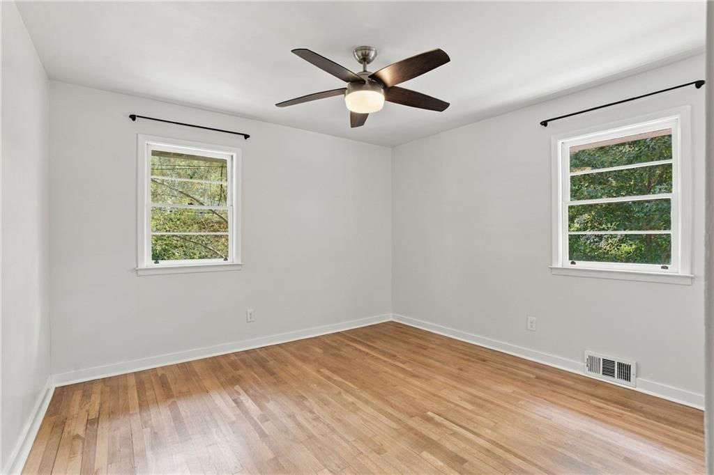 Image 22 of property listing at 1172 Blueberry Trail, Decatur, GA 30033
