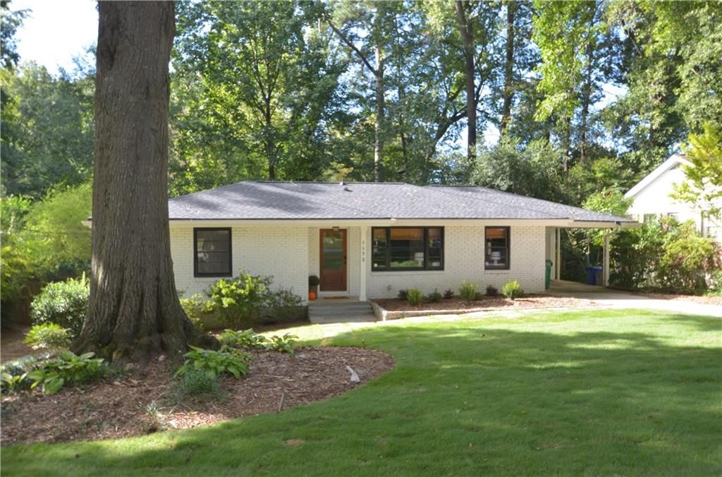 Image 29 of property listing at 1172 Blueberry Trail, Decatur, GA 30033