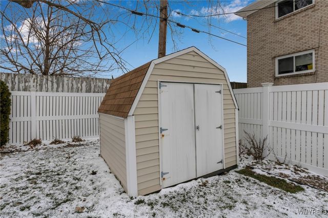 17 Fath Drive, Cheektowaga, NY 14225