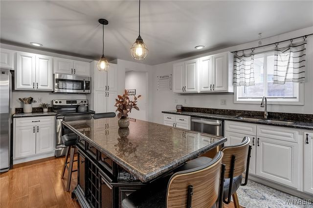 17 Fath Drive, Cheektowaga, NY 14225