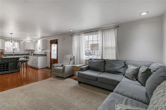 17 Fath Drive, Cheektowaga, NY 14225