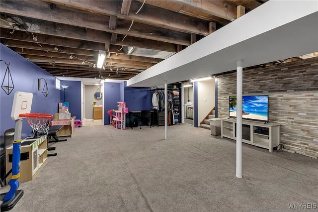 17 Fath Drive, Cheektowaga, NY 14225