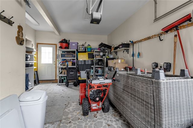 17 Fath Drive, Cheektowaga, NY 14225