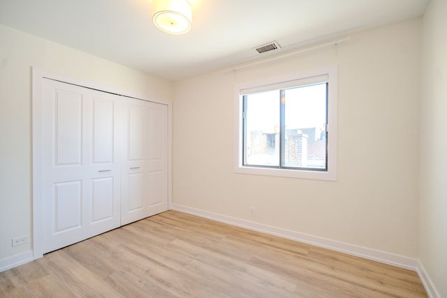 2740 W Farragut Avenue 2, Chicago, IL 60625