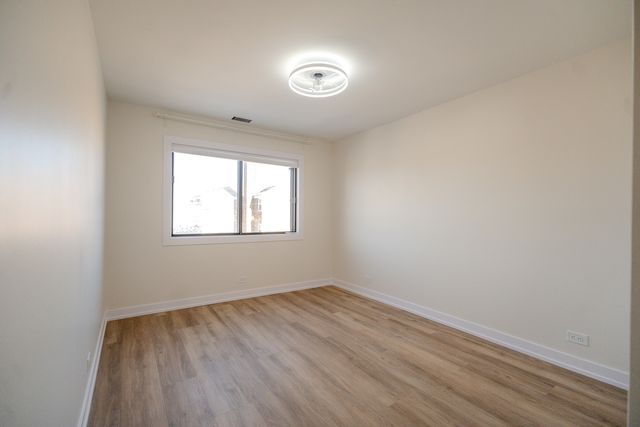 2740 W Farragut Avenue 2, Chicago, IL 60625