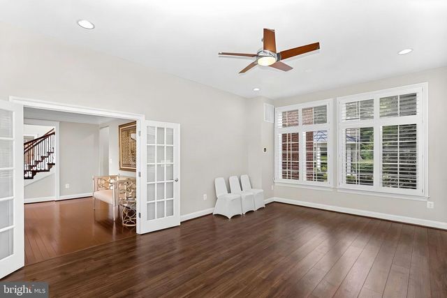 22391 CONSERVANCY DR, Ashburn, VA 20148