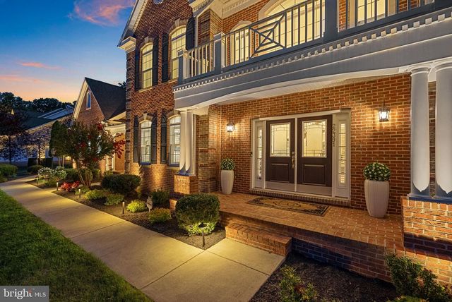 22391 CONSERVANCY DR, Ashburn, VA 20148