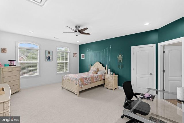 22391 CONSERVANCY DR, Ashburn, VA 20148