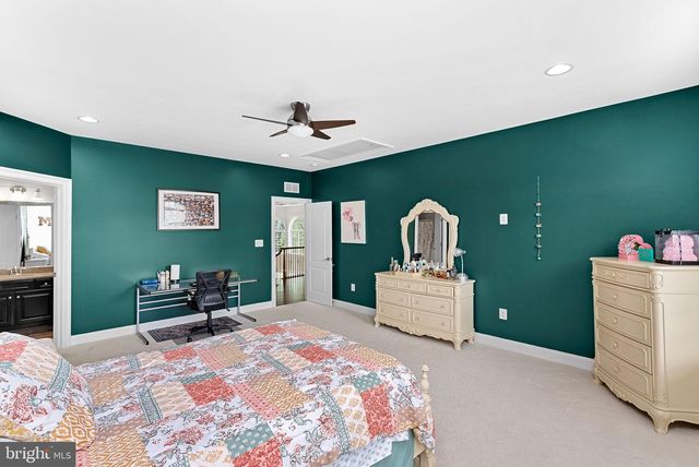 22391 CONSERVANCY DR, Ashburn, VA 20148