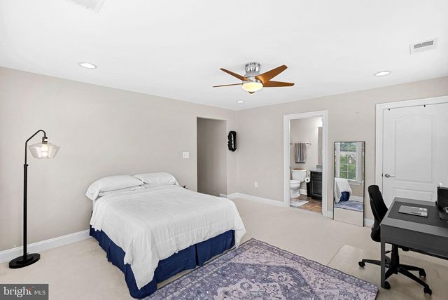 22391 CONSERVANCY DR, Ashburn, VA 20148
