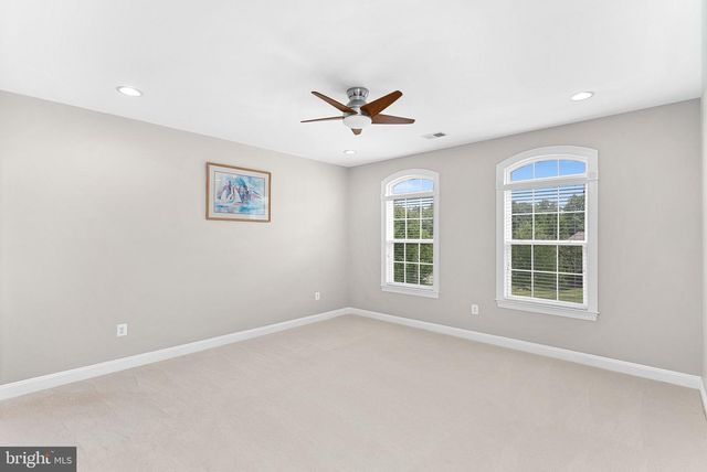 22391 CONSERVANCY DR, Ashburn, VA 20148