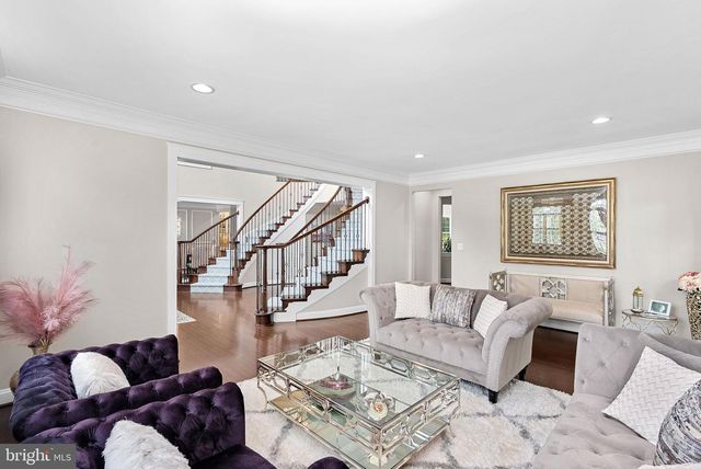 22391 CONSERVANCY DR, Ashburn, VA 20148