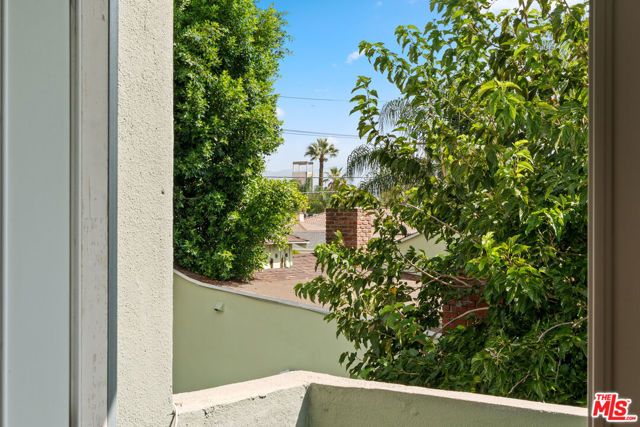 6160 Whitsett Avenue 10, North Hollywood (los Angeles), CA 91606
