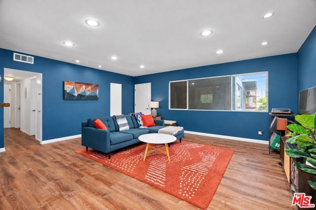 6160 Whitsett Avenue 10, North Hollywood (los Angeles), CA 91606