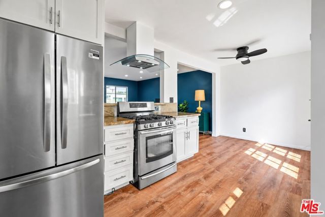 6160 Whitsett Avenue 10, North Hollywood (los Angeles), CA 91606