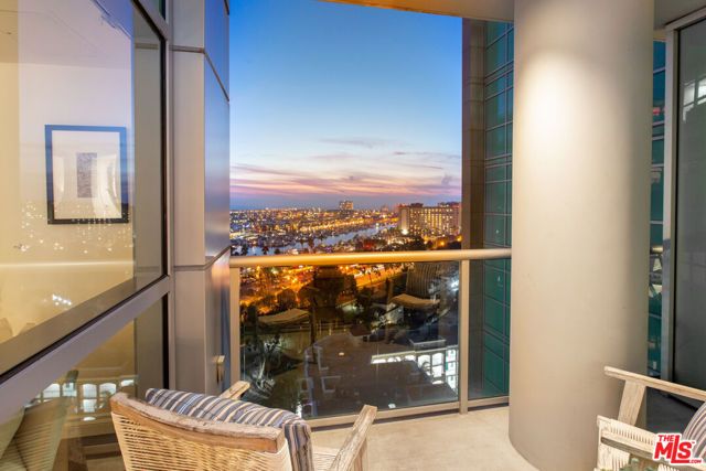 13700 Marina Pointe Drive 1414, Marina Del Rey, CA 90292