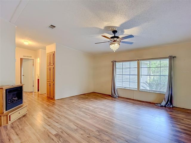 38906 ALSTON AVENUE, Zephyrhills, FL 33542