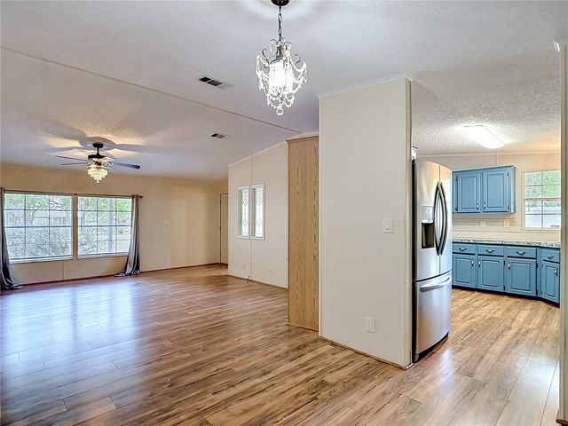 38906 ALSTON AVENUE, Zephyrhills, FL 33542